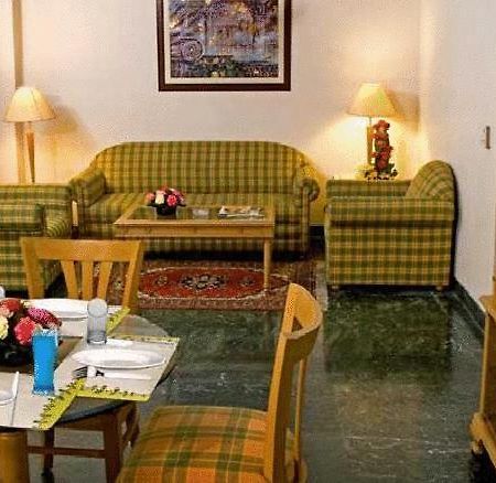 Savoy Suites נוידה מראה חיצוני תמונה