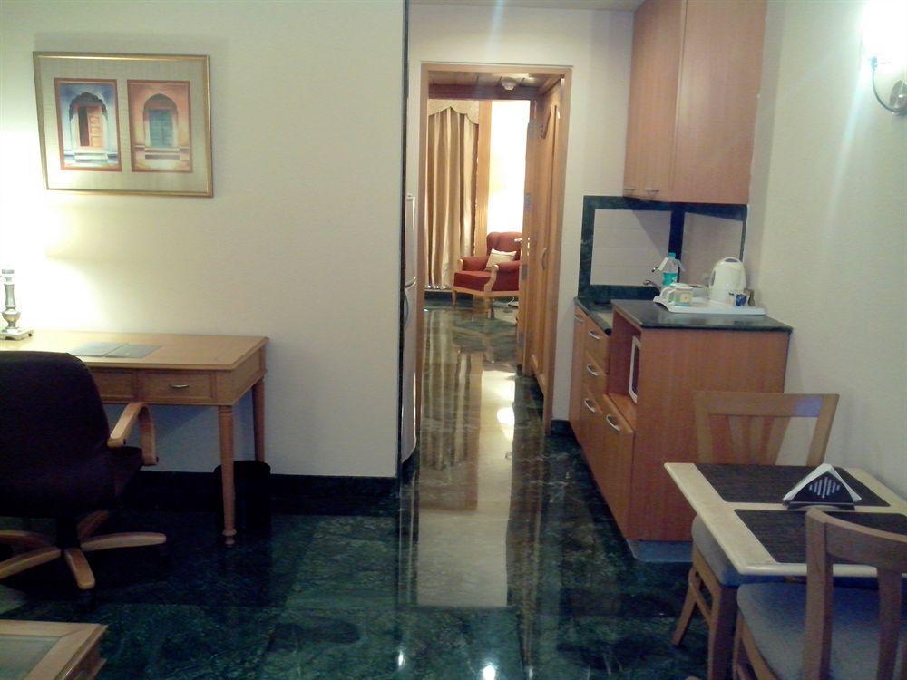 Savoy Suites נוידה מראה חיצוני תמונה