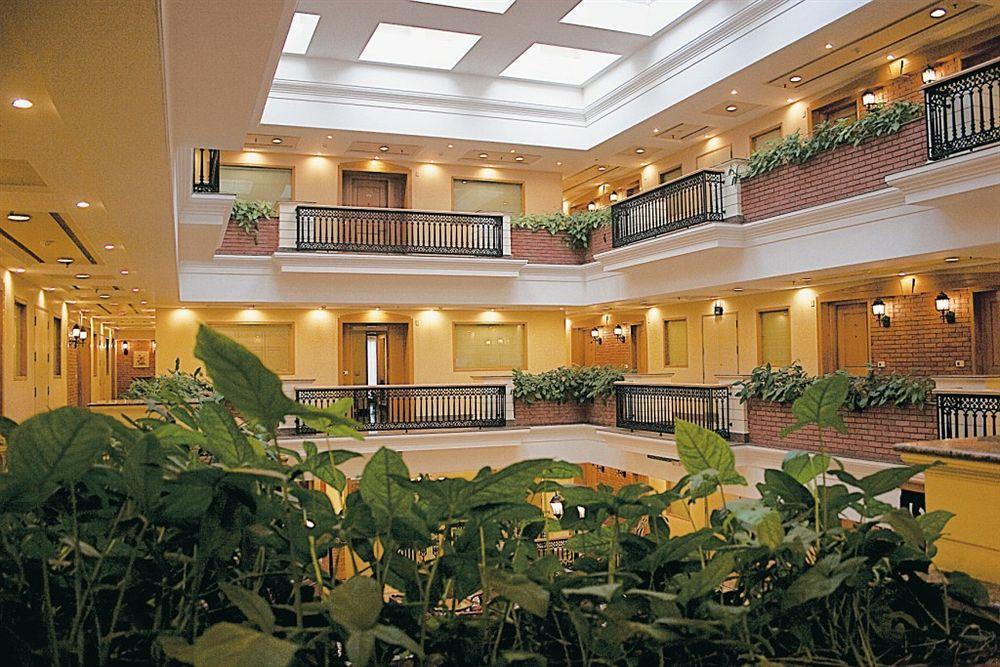 Savoy Suites נוידה מראה חיצוני תמונה