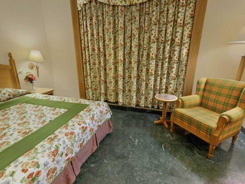 Savoy Suites נוידה חדר תמונה