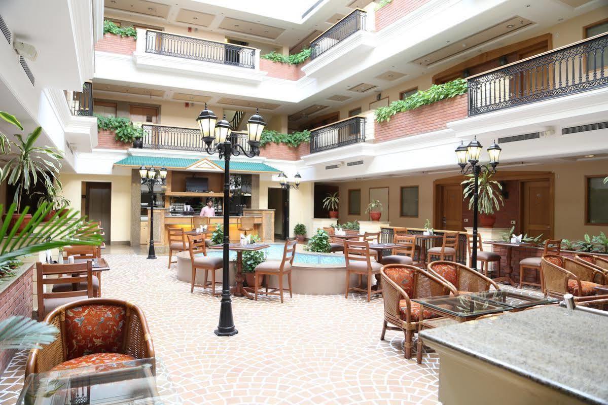 Savoy Suites נוידה מראה חיצוני תמונה