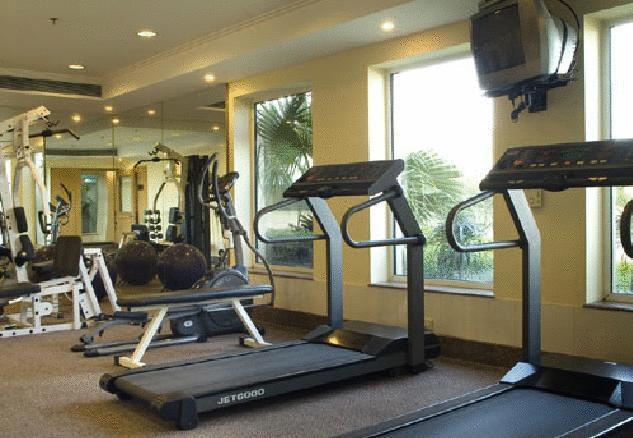 Savoy Suites נוידה מראה חיצוני תמונה