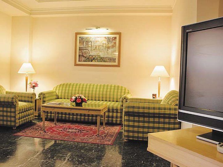 Savoy Suites נוידה מראה חיצוני תמונה